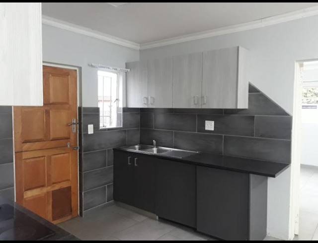 2 BEDROOM PROPERTY TO RENT IN DELMAS
